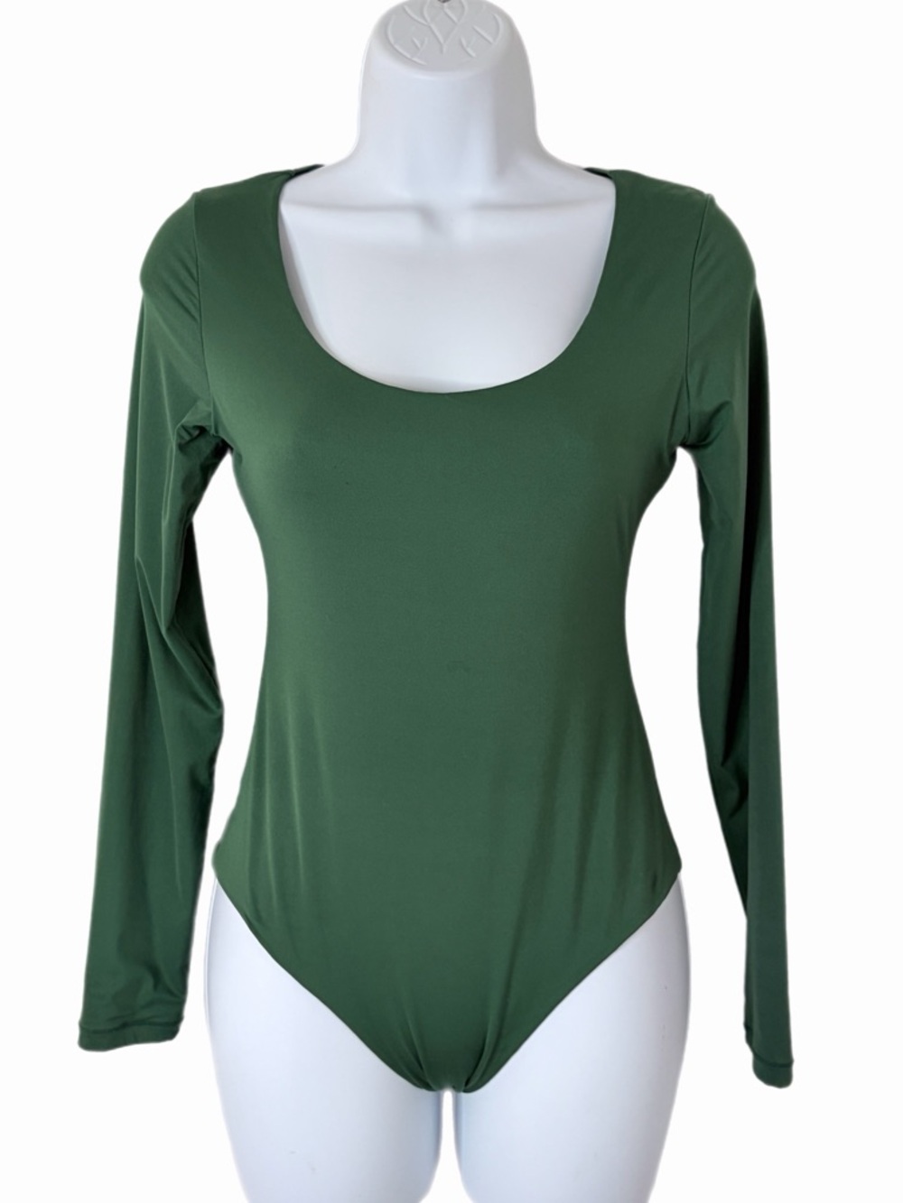 Pumiey Women's Bodysuit Size M Scoop Neck Long Sleeve Forest Green Stretchy Top - Picture 2 of 6